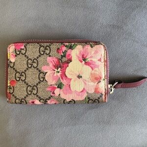 Gucci Blooms GG Floral Print Women's zip Wallet